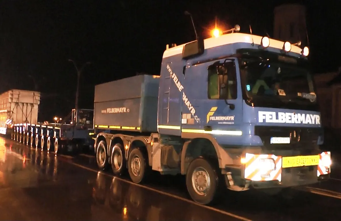 Atenție, șoferi! Transporturi agabaritice pe drumurile din România. Ce trasee sunt vizate