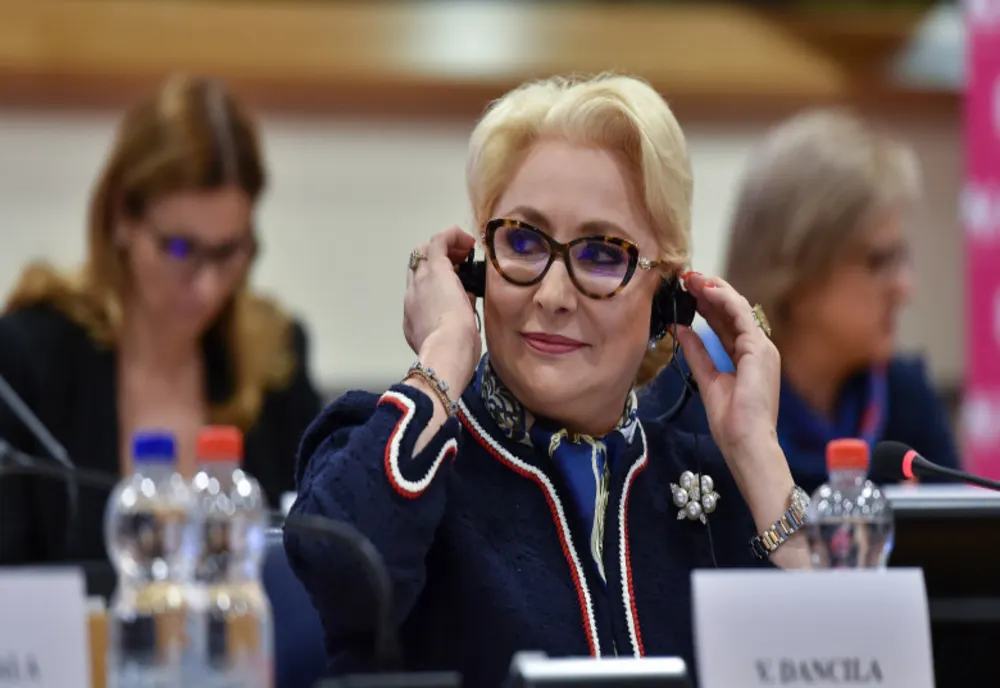 Fost premier, AGRESAT de liderii USR. Acuzații grave: S-au repezit la mine și m-au lovit