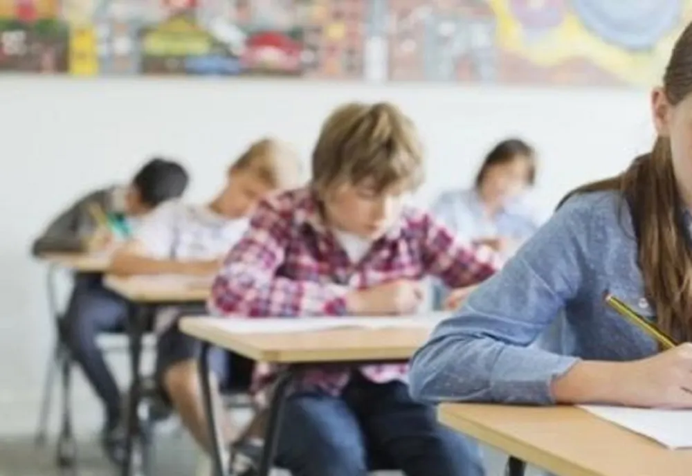 Consiliul Naţional al Elevilor solicită o procedură de urgenţă pentru înscrierea elevilor la Bacalaureat: Incertitudinea din rândul elevilor din ani terminali creşte cu fiecare zi în care această situaţie persistă