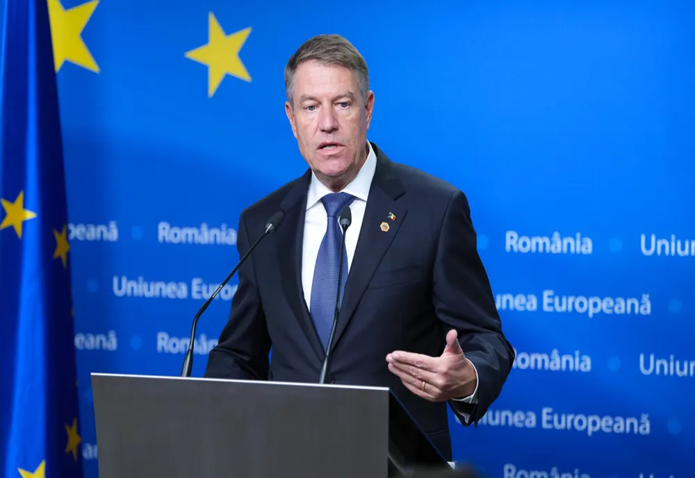 Klaus Iohannis a promulgat legea care prevede eliberarea online a cazierului judiciar