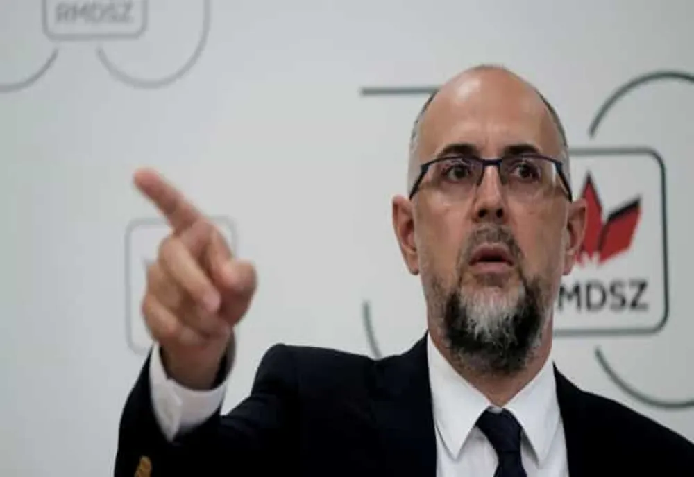 KELEMEN HUNOR CRITICĂ ACUZAȚIILE LUI CĂLIN GEORGESCU DESPRE NATO ȘI UN POSIBIL RĂZBOI MONDIAL: „O PROSTIE ȘI O GOLĂNIE ATÂT DE MARE”