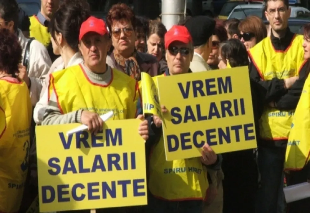 Ministerul Educației: Se lucrează la acte pentru creșterea salariilor profesorilor debutanți