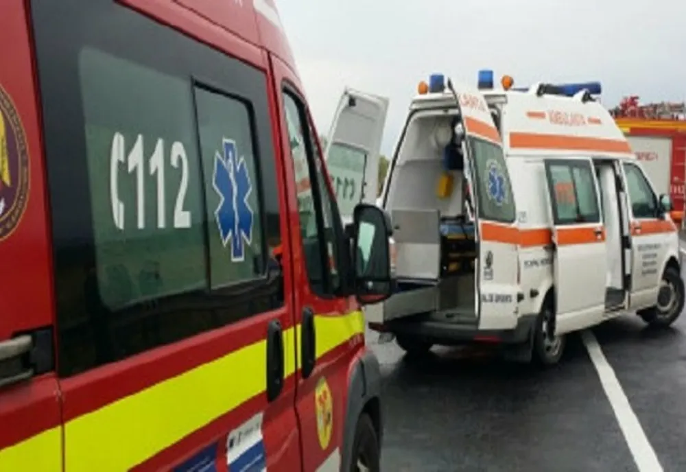 Elevi francezi cazați la un hotel din Suceava, transportați de urgență la spital cu toxiinfecție alimentară