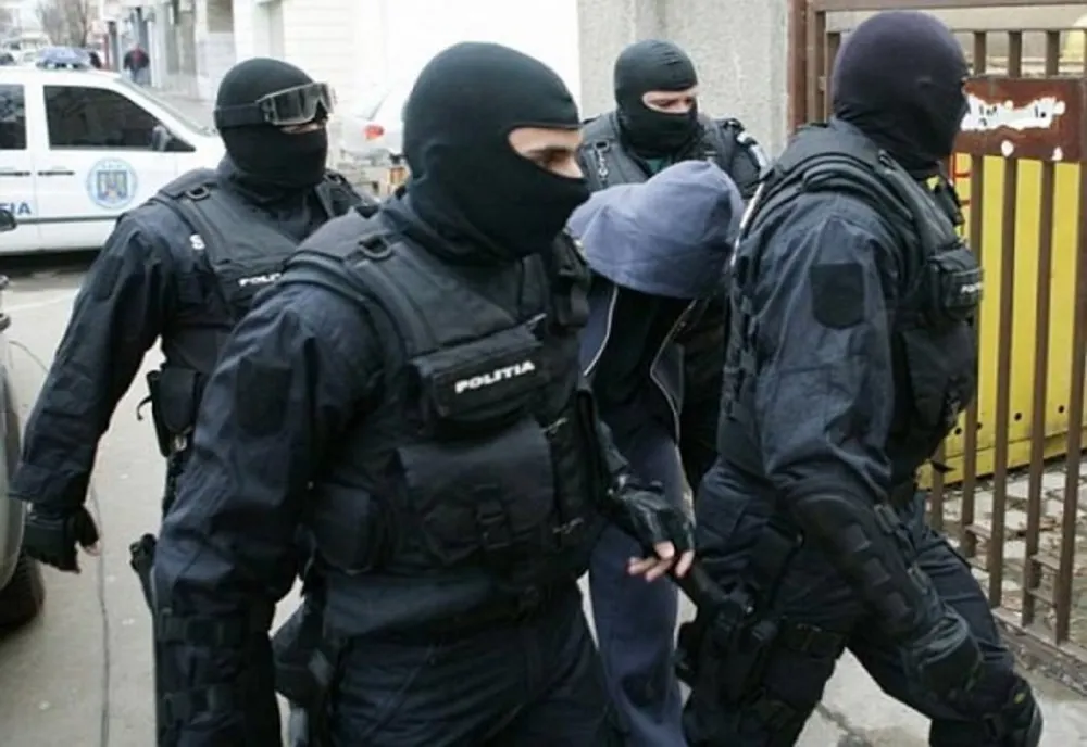 OPERAȚIUNEA JUPITER. DESCINDERI LA MAFIA CONTRABANDIȘTILOR: PESTE 70 DE PERCHEZIȚII 