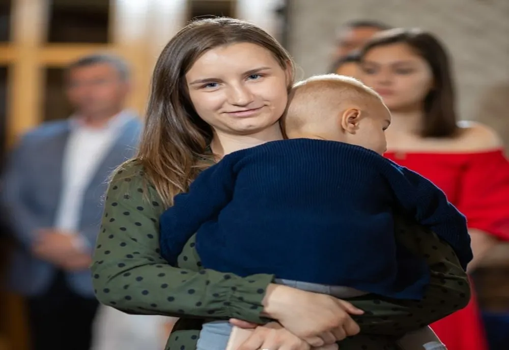 Conducerea Spitalului Judeţean Botoşani a suspendat activitatea medicilor şi asistenţilor care erau de gardă în seara în care tânăra gravidă în trei luni a murit