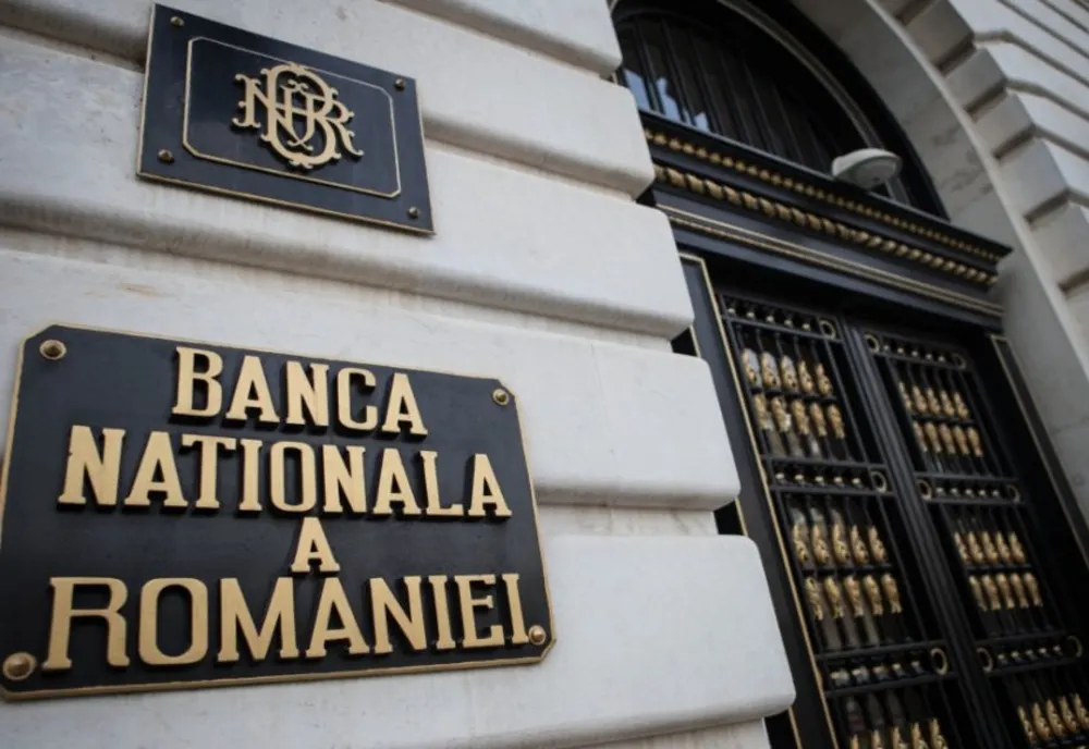 BNR a dat semnalul. Cum se vor modifica ratele românilor?
