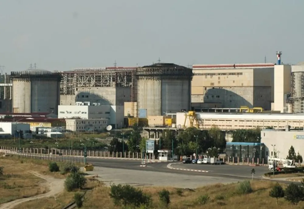 Alertă de incendiu la Centrala Nucleară de la Cernavodă! Degajare fum în camera unei turbine