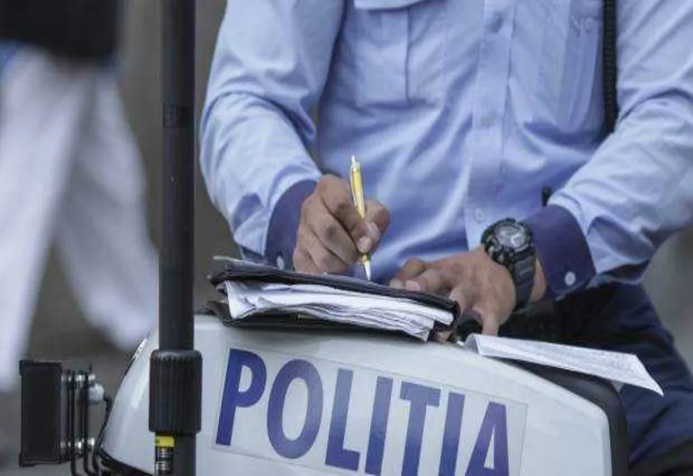 UNIFORME SCUMPE, CALITATE SLABĂ: EUROPOL CRITICĂ ECHIPAMENTUL POLIȚIȘTILOR