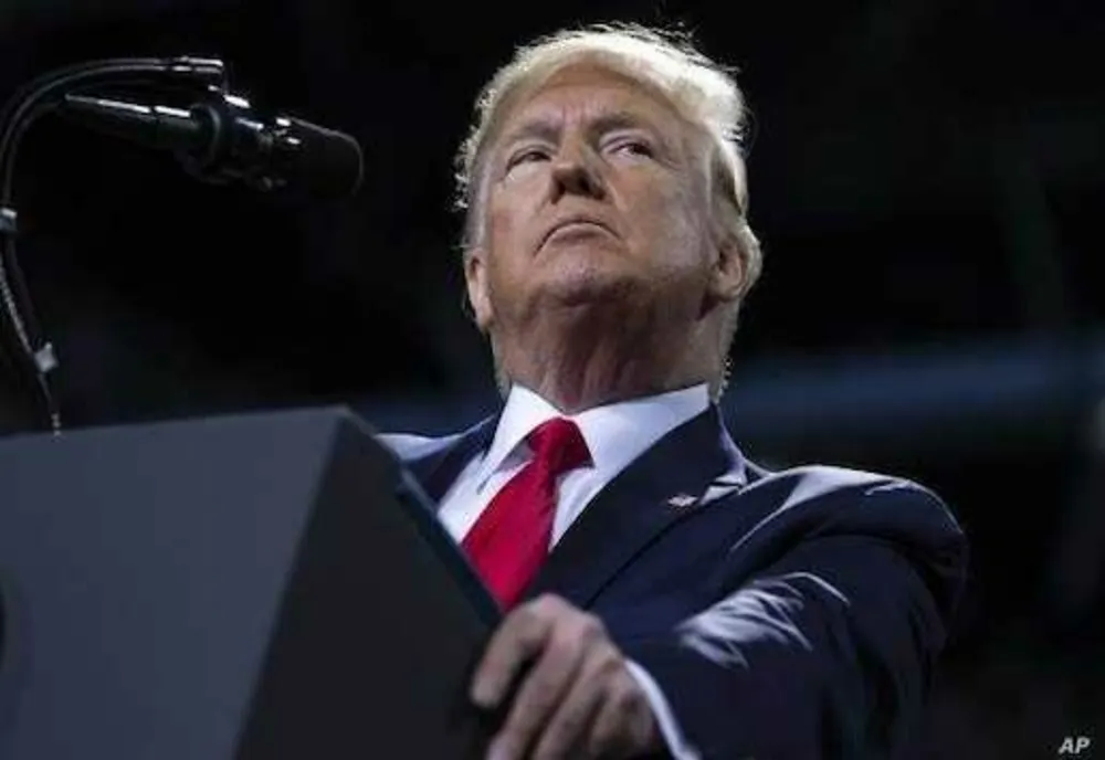 DONALD TRUMP AMENINȚĂ RUSIA CU SANCȚIUNI PENTRU PACE ÎN UCRAINA: ”O PUTEM FACE PE CALEA UȘOARĂ SAU PE CALEA GREA”
