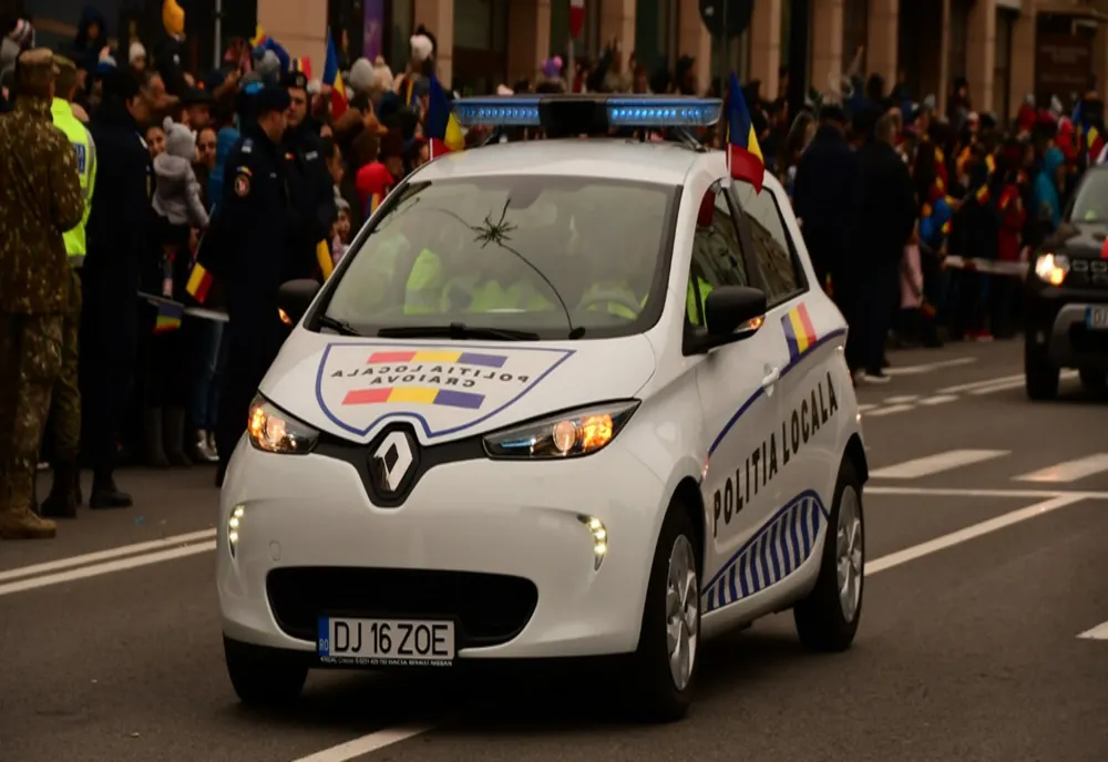 NICUȘOR DAN SUSȚINE DESFIINȚAREA POLIȚIEI LOCALE