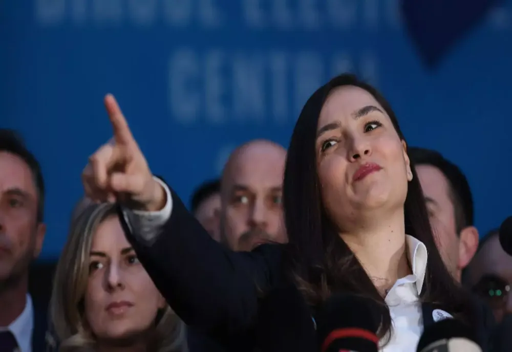 ANAMARIA GAVRILĂ, DUPĂ VALIDAREA CANDIDATURII: "MIERCURI SE VA LUA DECIZIA FINALĂ"