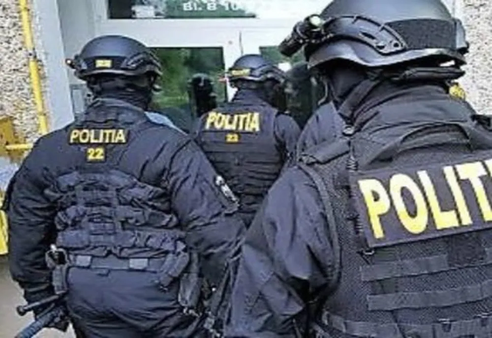 PERCHEZIȚII ÎN BUCUREȘTI ȘI ÎN PATRU JUDEȚE ÎNTR-UN DOSAR DE PROXENETISM