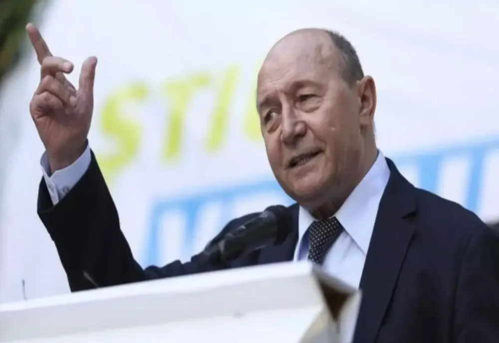 Băsescu cere negocieri cu Ucraina privind o eventuală criză a carburanților: „Să nu se mai joace cu dronele când e vorba de interes românesc”