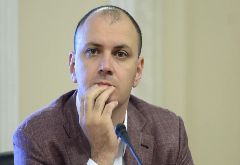 Minciuna lansată de Ghiță TV. Cum vrea să manipuleze poporul? Ninel Peia: „O manevră disperată a celor din umbră care vor să dezbine mișcarea suveranistă”
