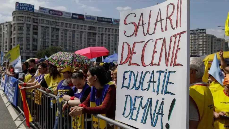 Sindicatele din educaţie se opun noului proiect al legii salarizării