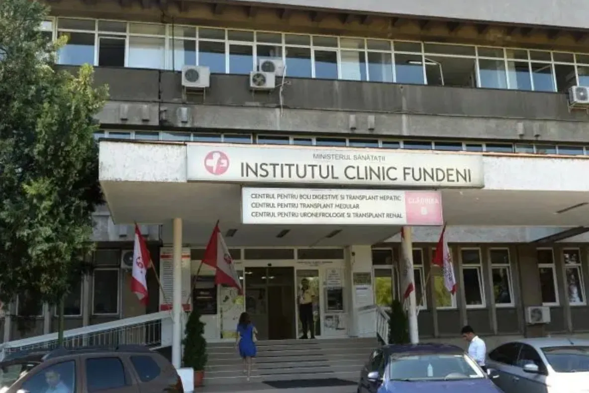 Institutul Clinic Fundeni, după incendiul de sâmbătă dimineață: Activitatea medicală se desfășoară în condiții de maximă siguranță. Focul ar fi pornit de la o saltea
