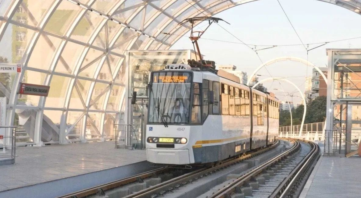 Circulația tramvaielor pe Pasajul Basarab va fi reluată din 7 septembrie. Anunțul STB