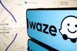 Șoferii au găsit un nou cod pe Waze pentru a semnala prezența poliției. Ce simboluri folosesc acum
