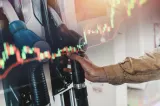 Prețurile la carburanți rămân ridicate, sâmbătă, 10 octombrie