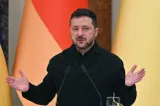 Zelenski avertizează că Rusia pregătește un atac masiv asupra Ucrainei. Kievul pregătește contramăsuri