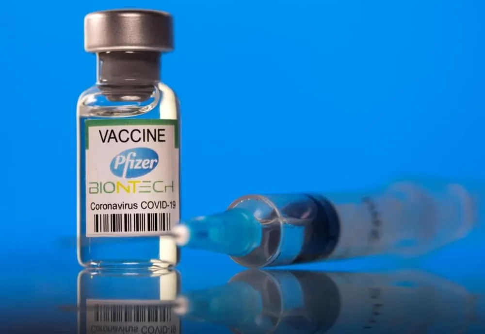 Directorul Pfizer a făcut anunțul mult așteptat! Când scăpăm de pandemia de coronavirus