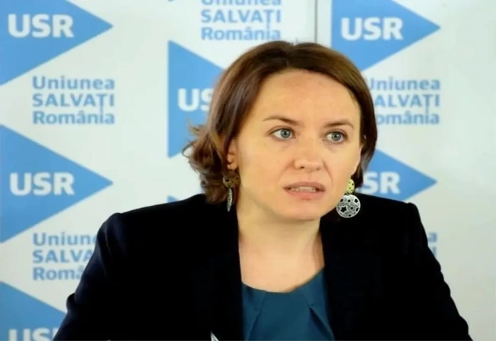 Cosette Chichirău și-a dat demisia din USR: „Motorul e cam gripat şi nu mai trage”