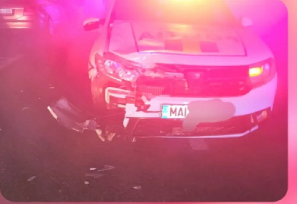 Bărbat, în comă după ce a fost lovit de mașina de poliție în noaptea de Revelion