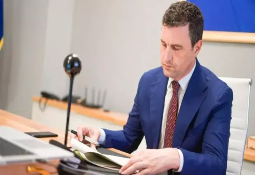MINISTRUL TÁNCZOS BARNA, DESPRE REDUCERILE DE CHELTUIELI PUBLICE: O REAŞEZARE CORECTĂ, ÎN DETRIMENTUL STATULUI OBEZ