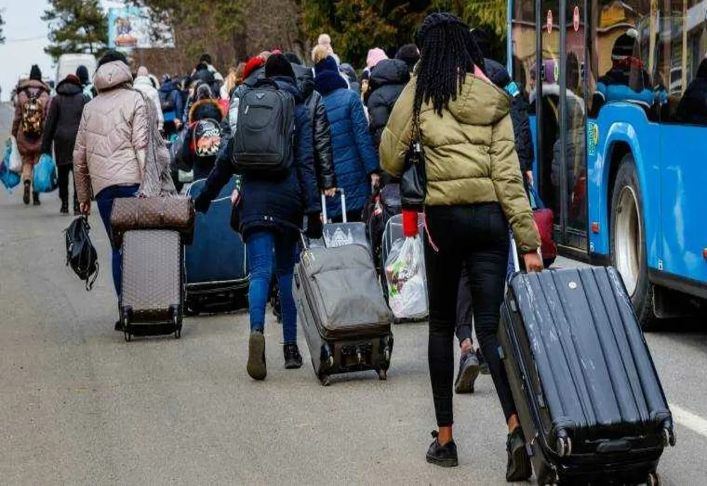 ȚĂRILE DE JOS OFERĂ 900 DE EURO REFUGIAȚILOR SIRIENI CARE ALEG SĂ SE ÎNTOARCĂ ACASĂ ȘI RENUNȚĂ LA DREPTUL DE REÎNTOARCERE