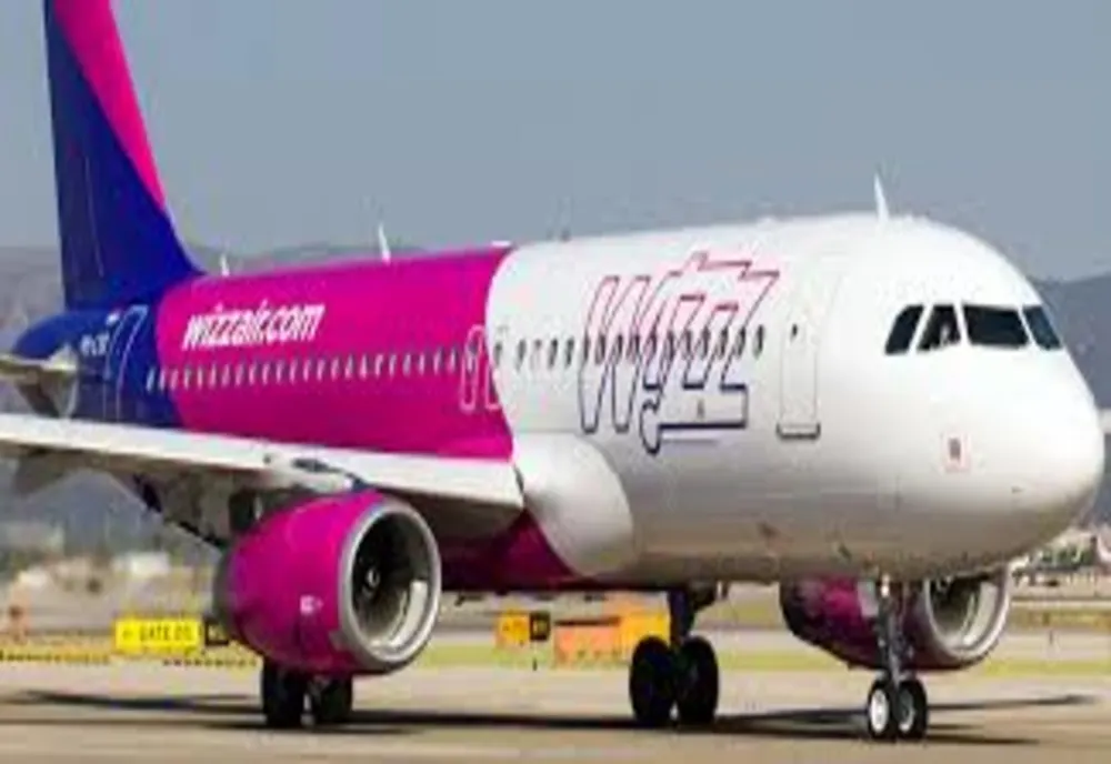Pasageri evacuați de urgență dintr-un avion Wizz Air pe Aeroportul Băneasa